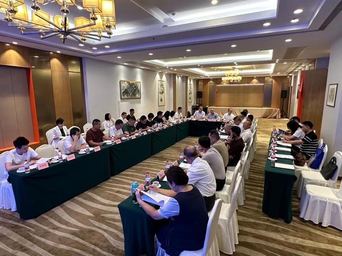 2025年廣東省物業(yè)管理行業(yè)協(xié)會(huì)汕頭市會(huì)員單位交流座談會(huì)成功召開